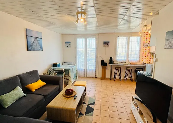 De L'ocean, Calme Et Proximite